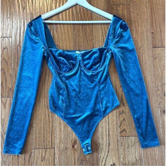 Bar 111 blue corset velvet bodysuit size M - Picture 8 of 9